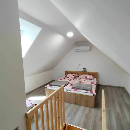 Soklic Apartment *